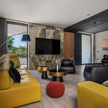 She Luxury - Happy Villa